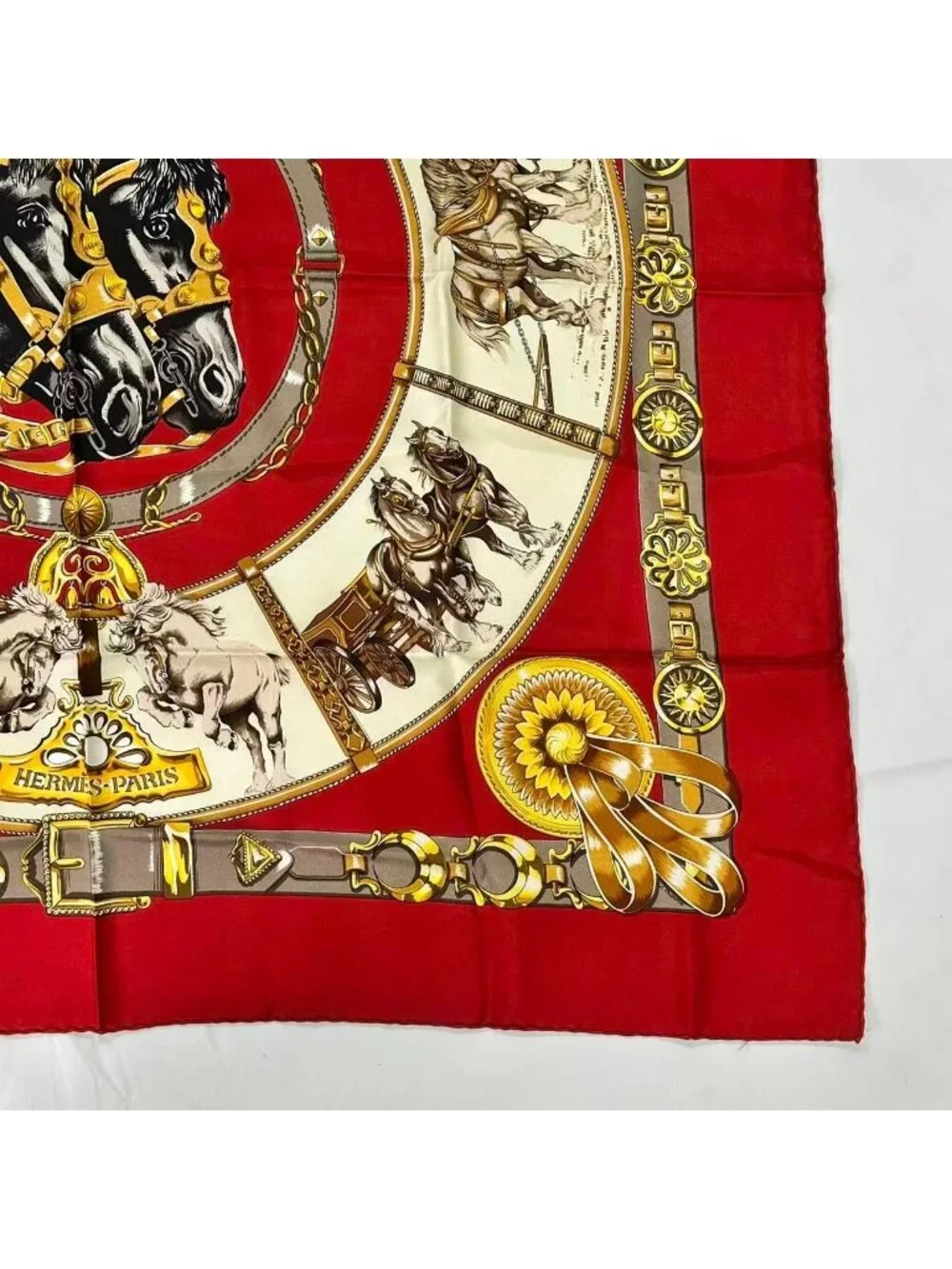 Hermes Carre 90 Scarf Silk Chevaux de Trait Taima - Picture 2 of 8